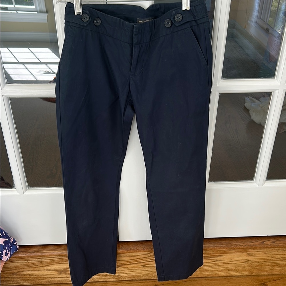 Banana Republic Navy Blue Textured Capris Slacks🌿